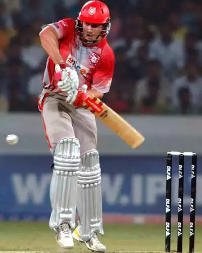 Shaun Marsh was the winner of the Orange Cap in IPL 2008