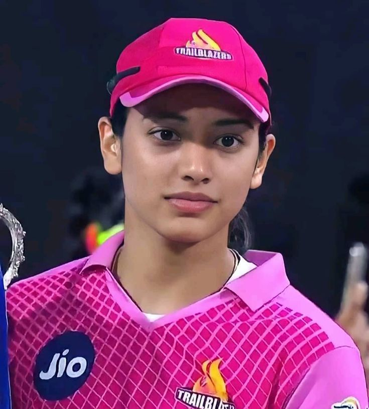 Smriti Mandhana - Most beautiful Indian Women Cricketer